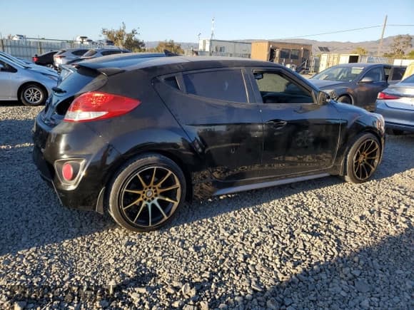 ✅ 2016 Hyundai Veloster Turbo Rally Edition • VIN: KMHTC6AE8GU256953 • Лот: 91122335. Опубликован ранее на Copart с пробегом 88 571 миль. Бесплатный доступ к архиву аукционных продаж из США и подробный отчёт об истории автомобиля на DreamBid. Изображение 3.