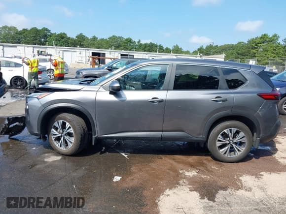 ✅ 2023 Nissan Rogue SV • VIN: JN8BT3BB1PW476446 • Lot: 42961955. Wystawiony na IAAI z przebiegiem 21 881 mil. Bezpłatny archiwum sprzedaży aukcyjnych z USA i szczegółowy raport historii pojazdu na DreamBid. Zdjęcie 14.