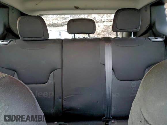 ✅ 2017 Jeep Renegade Latitude • VIN: ZACCJBBB8HPG44209 • Лот: 94493475. Опубликован ранее на Copart с пробегом 118 405 миль. Бесплатный доступ к архиву аукционных продаж из США и подробный отчёт об истории автомобиля на DreamBid. Изображение 10.