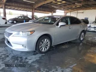 ✅ 2014 Lexus ES 300h • VIN: JTHBW1GG4E2039667 • Lot: 82729085. Listed on Copart with 156,196 mi. Free auction sales archive from the USA and detailed vehicle history report at DreamBid. Image 1.