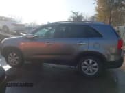 ✅ 2013 Kia Sorento LX • VIN: 5XYKTDA27DG336266 • Lot: 43696195. Listed on IAAI with 187,340 mi. Free auction sales archive from the USA and detailed vehicle history report at DreamBid. Image 14.