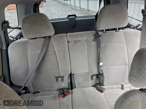 ✅ 2005 Hyundai Santa Fe GLS • VIN: KM8SC73D75U881430 • Lot: 95845235. Wystawiony na Copart z przebiegiem 177 516 mil. Bezpłatny archiwum sprzedaży aukcyjnych z USA i szczegółowy raport historii pojazdu na DreamBid. Zdjęcie 10.