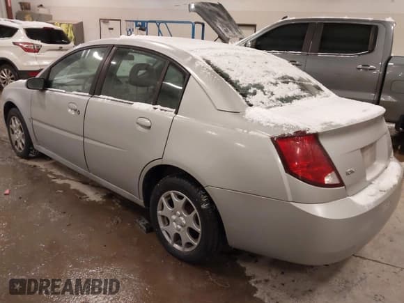✅ 2003 Saturn ION ION 2 • VIN: 1G8AJ52F03Z100612 • Лот: 43852891. Опубликован ранее на IAAI с пробегом 242 557 миль. Бесплатный доступ к архиву аукционных продаж из США и подробный отчёт об истории автомобиля на DreamBid. Изображение 3.