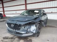 ✅ 2024 Mazda CX-30 S Carbon Edition • VIN: 3MVDMBCMXRM650611 • Lot: 43619427. Wystawiony na IAAI z przebiegiem 34 494 mil. Bezpłatny archiwum sprzedaży aukcyjnych z USA i szczegółowy raport historii pojazdu na DreamBid. Zdjęcie 6.