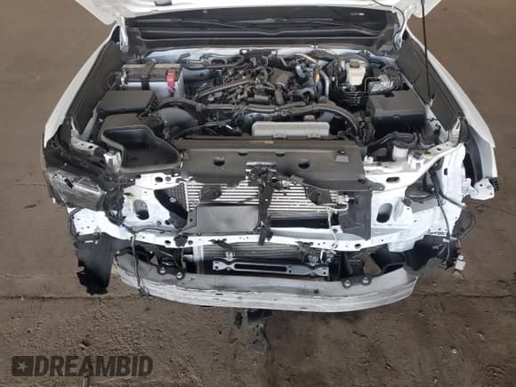 ✅ 2025 Toyota Tacoma SR5 • VIN: 3TMKB5FN3SM036042 • Lot: 85417395. Wystawiony na Copart z przebiegiem 7 994 mil. Bezpłatny archiwum sprzedaży aukcyjnych z USA i szczegółowy raport historii pojazdu na DreamBid. Zdjęcie 11.