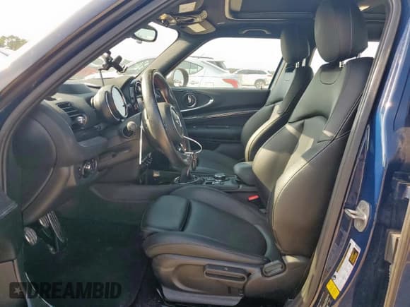 ✅ 2017 MINI Clubman Cooper S • VIN: WMWLN9C50H2B32220 • Лот: 66374435. Опубликован ранее на Copart с пробегом 70 515 миль. Бесплатный доступ к архиву аукционных продаж из США и подробный отчёт об истории автомобиля на DreamBid. Изображение 7.