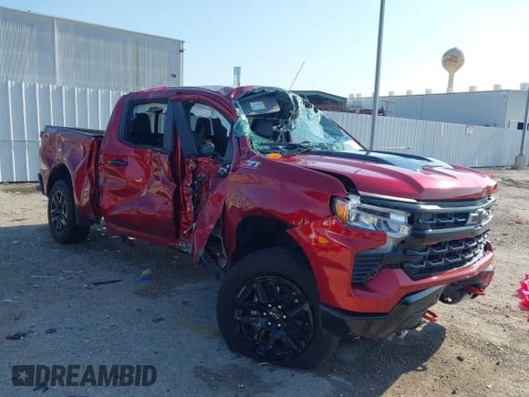 ✅ 2025 Chevrolet Silverado 1500 LT Trail Boss • VIN: 3GCUKFED5SG366335 • Lot: 43010115. Wystawiony na IAAI z przebiegiem Nie podano. Bezpłatny archiwum sprzedaży aukcyjnych z USA i szczegółowy raport historii pojazdu na DreamBid. Zdjęcie 1.