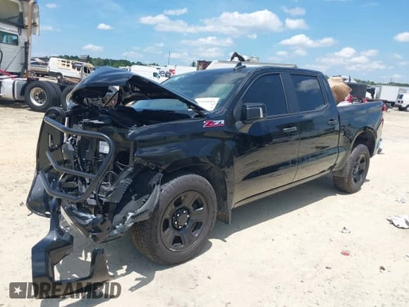 ✅ 2024 Chevrolet Silverado 1500 • VIN: 3GCUD4ED0RG412033 • Лот: 42533107. Опубликован ранее на IAAI с пробегом 4 258 миль. Бесплатный доступ к архиву аукционных продаж из США и подробный отчёт об истории автомобиля на DreamBid. Изображение 2.