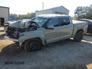 ✅ 2025 Toyota Tundra Limited • VIN: 5TFJA5DB5SX270166 • Lot: 90761055. Wystawiony na Copart z przebiegiem Nie podano. Bezpłatny archiwum sprzedaży aukcyjnych z USA i szczegółowy raport historii pojazdu na DreamBid. Zdjęcie 1.