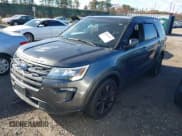 ✅ 2018 Ford Explorer XLT • VIN: 1FM5K8DH5JGC89251 • Lot: 43636131. Wystawiony na IAAI z przebiegiem 60 648 mil. Bezpłatny archiwum sprzedaży aukcyjnych z USA i szczegółowy raport historii pojazdu na DreamBid. Zdjęcie 18.