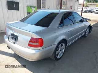 ✅ 2001 Audi S4 • VIN: WAURD68D31A117425 • Lot: 42725206. Listed on IAAI with 121,829 mi. Free auction sales archive from the USA and detailed vehicle history report at DreamBid. Image 4.
