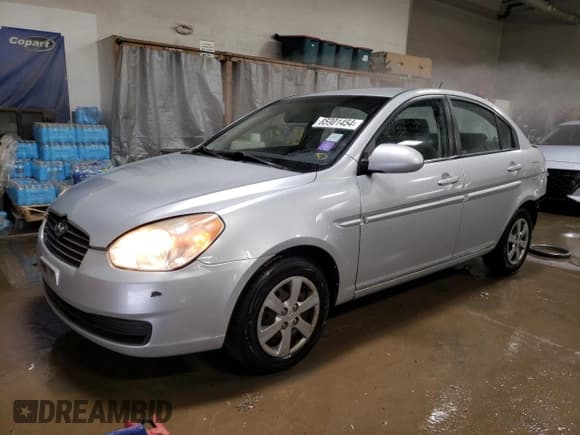 ✅ 2009 Hyundai Accent Auto GLS • VIN: KMHCN46C09U323487 • Лот: 85901454. Опубликован ранее на Copart с пробегом 136 149 миль. Бесплатный доступ к архиву аукционных продаж из США и подробный отчёт об истории автомобиля на DreamBid. Изображение 1.