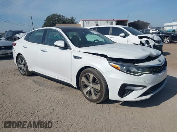 ✅ 2019 Kia Optima S • VIN: 5XXGT4L36KG363942 • Lot: 43755288. Wystawiony na IAAI z przebiegiem 56 167 mil. Bezpłatny archiwum sprzedaży aukcyjnych z USA i szczegółowy raport historii pojazdu na DreamBid. Zdjęcie 1.