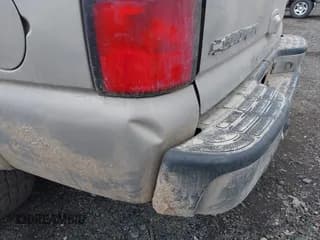 ✅ 2006 Chevrolet Suburban LT • VIN: 1GNFK16Z56J108351 • Лот: 41982407. Опубликован ранее на IAAI с пробегом 315 803 миль. Бесплатный доступ к архиву аукционных продаж из США и подробный отчёт об истории автомобиля на DreamBid. Изображение 6.