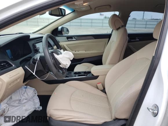 ✅ 2017 Hyundai Sonata Sport • VIN: 5NPE34AF7HH596262 • Lot: 68393942. Listed on Copart with 131,196 mi. Free auction sales archive from the USA and detailed vehicle history report at DreamBid. Image 7.