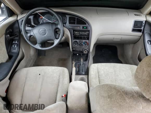 2002 Hyundai Elantra GLS with VIN KMHDN45D82U245688, listed as a Copart auction lot 72620044 with 156,266 mi miles and Salvage title. Bid and sale history available at DreamBid. Image 8.