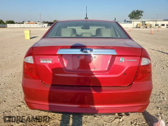 ✅ 2012 Ford Fusion Hybrid • VIN: 3FADP0L37CR246430 • Лот: 81912965. Опубликован ранее на Copart с пробегом 125 271 миль. Бесплатный доступ к архиву аукционных продаж из США и подробный отчёт об истории автомобиля на DreamBid. Изображение 6.