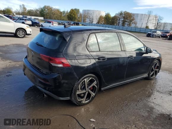 ✅ 2024 Volkswagen Golf GTI SE • VIN: WVW3A7CD8RW222149 • Лот: 86593435. Опубликован ранее на Copart с пробегом 42 875 миль. Бесплатный доступ к архиву аукционных продаж из США и подробный отчёт об истории автомобиля на DreamBid. Изображение 3.