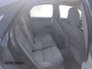 ✅ 2007 Volvo S40 2.4L • VIN: YV1MS382272306323 • Lot: 43110116. Wystawiony na IAAI z przebiegiem 156 009 mil. Bezpłatny archiwum sprzedaży aukcyjnych z USA i szczegółowy raport historii pojazdu na DreamBid. Zdjęcie 8.