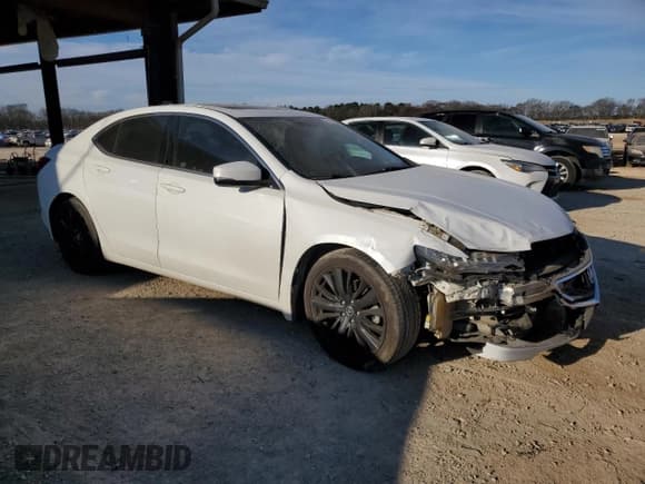 ✅ 2017 Acura TLX V6 w/Technology Pkg • VIN: 19UUB2F51HA000896 • Lot: 47052995. Listed on Copart with 232,611 mi. Free auction sales archive from the USA and detailed vehicle history report at DreamBid. Image 4.