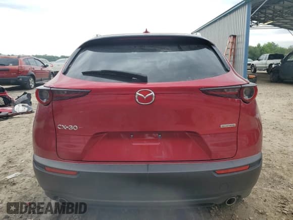 ✅ 2020 Mazda CX-30 Premium • VIN: 3MVDMAEM7LM138769 • Lot: 55449175. Wystawiony na Copart z przebiegiem Nie podano. Bezpłatny archiwum sprzedaży aukcyjnych z USA i szczegółowy raport historii pojazdu na DreamBid. Zdjęcie 6.