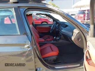 ✅ 2014 BMW X1 xDrive28i • VIN: WBAVL1C5XEVY12651 • Lot: 43538620. Wystawiony na IAAI z przebiegiem 109 143 mil. Bezpłatny archiwum sprzedaży aukcyjnych z USA i szczegółowy raport historii pojazdu na DreamBid. Zdjęcie 5.