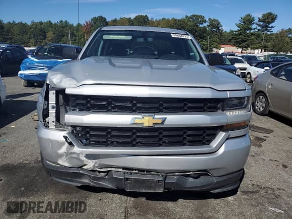 2017 Chevrolet Silverado 1500 Custom with VIN 1GCVKPEH9HZ398811, listed as a Copart auction lot 84882295 with 163,125 mi miles and Salvage title. Bid and sale history available at DreamBid. Image 5.