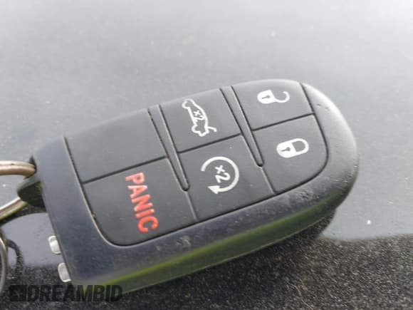 ✅ 2015 Chrysler 200 S • VIN: 1C3CCCBB1FN753962 • Lot: 43529154. Listed on IAAI with 173,477 mi. Free auction sales archive from the USA and detailed vehicle history report at DreamBid. Image 11.