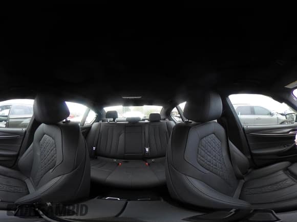 ✅ 2023 BMW 5 Series 540i • VIN: WBA53BJ05PCN28811 • Лот: 43667962. Опубликован ранее на IAAI с пробегом 19 883 миль. Бесплатный доступ к архиву аукционных продаж из США и подробный отчёт об истории автомобиля на DreamBid. Изображение 18.