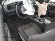 ✅ 2019 Dodge Challenger SXT • VIN: 2C3CDZGG2KH529493 • Lot: 91109685. Wystawiony na Copart z przebiegiem 53 924 mil. Bezpłatny archiwum sprzedaży aukcyjnych z USA i szczegółowy raport historii pojazdu na DreamBid. Zdjęcie 8.