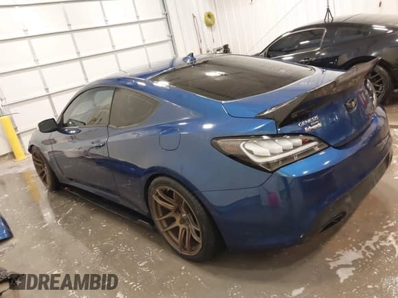 ✅ 2016 Hyundai Genesis Coupe R-Spec • VIN: KMHHU6KJ2GU134961 • Lot: 41902014. Wystawiony na IAAI z przebiegiem 82 384 mil. Bezpłatny archiwum sprzedaży aukcyjnych z USA i szczegółowy raport historii pojazdu na DreamBid. Zdjęcie 15.