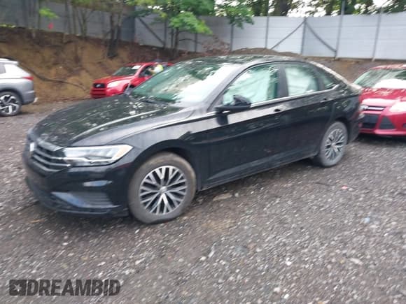 ✅ 2019 Volkswagen Jetta S • VIN: 3VWC57BUXKM121722 • Lot: 42435373. Listed on IAAI with 133,171 mi. Free auction sales archive from the USA and detailed vehicle history report at DreamBid. Image 17.