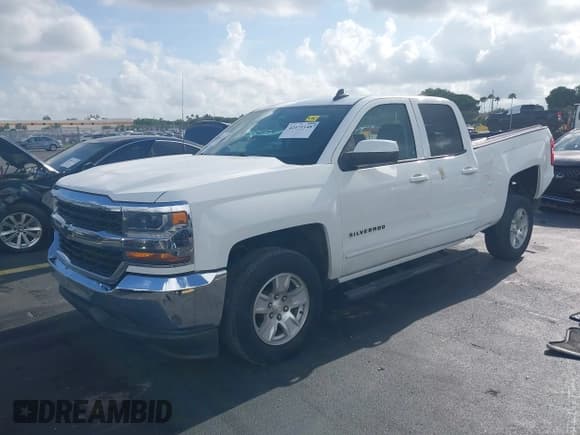 ✅ 2019 Chevrolet Silverado 1500 LT • VIN: 2GCRCPEC5K1124430 • Lot: 42471148. Wystawiony na IAAI z przebiegiem 74 636 mil. Bezpłatny archiwum sprzedaży aukcyjnych z USA i szczegółowy raport historii pojazdu na DreamBid. Zdjęcie 17.