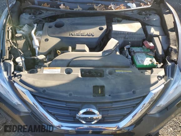 ✅ 2017 Nissan Altima S • VIN: 1N4AL3AP9HC116645 • Лот: 92261865. Опубликован ранее на Copart с пробегом 176 224 миль. Бесплатный доступ к архиву аукционных продаж из США и подробный отчёт об истории автомобиля на DreamBid. Изображение 11.