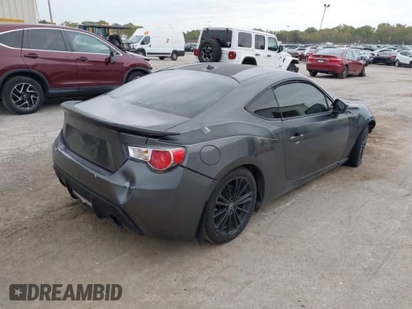 ✅ 2013 Scion FR-S • VIN: JF1ZNAA17D1719144 • Lot: 43419269. Wystawiony na IAAI z przebiegiem 44 993 mil. Bezpłatny archiwum sprzedaży aukcyjnych z USA i szczegółowy raport historii pojazdu na DreamBid. Zdjęcie 4.