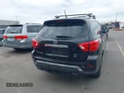 ✅ 2017 Nissan Pathfinder SL • VIN: 5N1DR2MM5HC607078 • Lot: 42188971. Wystawiony na IAAI z przebiegiem 142 753 mil. Bezpłatny archiwum sprzedaży aukcyjnych z USA i szczegółowy raport historii pojazdu na DreamBid. Zdjęcie 16.