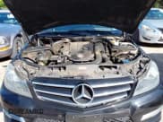 ✅ 2014 Mercedes-Benz C 250 Sport • VIN: WDDGF4HB1EA958114 • Lot: 42101249. Wystawiony na IAAI z przebiegiem 85 100 mil. Bezpłatny archiwum sprzedaży aukcyjnych z USA i szczegółowy raport historii pojazdu na DreamBid. Zdjęcie 10.