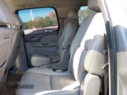 ✅ 2007 Chevrolet Suburban LT • VIN: 1GNFC16J77J167362 • Lot: 43613035. Listed on IAAI with Not provided. Free auction sales archive from the USA and detailed vehicle history report at DreamBid. Image 8.