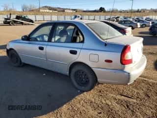 2002 Hyundai Accent GL with VIN KMHCG45C52U313944, listed as a Copart auction lot 82922304 with 190,208 mi miles and Non repairable. Bid and sale history available at DreamBid. Image 2.