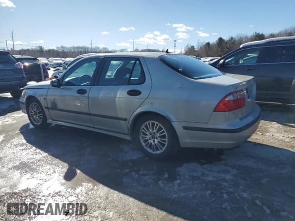 ✅ 2005 Saab 9-5 Arc • VIN: YS3ED49A253502052 • Лот: 45173575. Опубликован ранее на Copart с пробегом 208 112 миль. Бесплатный доступ к архиву аукционных продаж из США и подробный отчёт об истории автомобиля на DreamBid. Изображение 2.