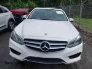✅ 2016 Mercedes-Benz E 350 Luxury • VIN: WDDHF8JB6GB254090 • Lot: 42481725. Wystawiony na IAAI z przebiegiem 104 359 mil. Bezpłatny archiwum sprzedaży aukcyjnych z USA i szczegółowy raport historii pojazdu na DreamBid. Zdjęcie 12.