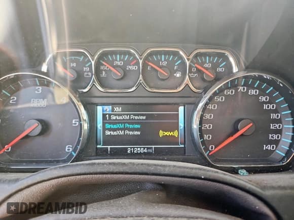 ✅ 2015 Chevrolet Tahoe LT • VIN: 1GNSKBKC1FR503652 • Лот: 69813385. Опубликован ранее на Copart с пробегом 212 564 миль. Бесплатный доступ к архиву аукционных продаж из США и подробный отчёт об истории автомобиля на DreamBid. Изображение 9.