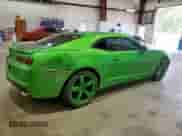 2011 Chevrolet Camaro 2LT z VIN 2G1FC1ED2B9170669, wystawiony jako Copart lot #90103385 z przebiegiem 179 806 mil mil oraz Szkoda całkowita • Salvage title. Historia ofert i sprzedaży dostępna na DreamBid. Obrazek 3.