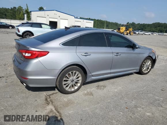 ✅ 2015 Hyundai Sonata Limited • VIN: 5NPE34AF9FH044341 • Лот: 69557245. Опубликован ранее на Copart с пробегом 123 939 миль. Бесплатный доступ к архиву аукционных продаж из США и подробный отчёт об истории автомобиля на DreamBid. Изображение 3.