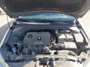 ✅ 2017 Hyundai Elantra SE • VIN: KMHD84LF9HU148598 • Lot: 43215408. Wystawiony na IAAI z przebiegiem 109 286 mil. Bezpłatny archiwum sprzedaży aukcyjnych z USA i szczegółowy raport historii pojazdu na DreamBid. Zdjęcie 10.