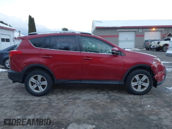 ✅ 2013 Toyota RAV4 XLE • VIN: JTMRFREV5DD042516 • Lot: 43829702. Listed on IAAI with 205,345 mi. Free auction sales archive from the USA and detailed vehicle history report at DreamBid. Image 13.