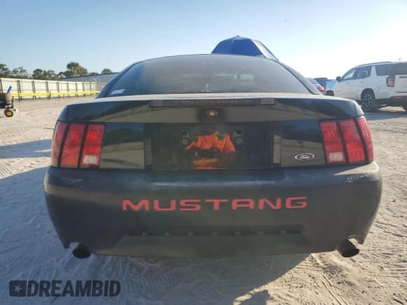 ✅ 2002 Ford Mustang Standard • VIN: 1FAFP40452F134217 • Lot: 91813155. Listed on Copart with 176,793 mi. Free auction sales archive from the USA and detailed vehicle history report at DreamBid. Image 6.