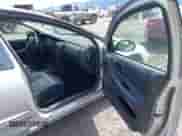 2003 Dodge Intrepid z VIN 2B3HD46R13H504983, wystawiony jako IAAI lot #42922296 z przebiegiem 173 557 mil mil oraz . Historia ofert i sprzedaży dostępna na DreamBid. Obrazek 5.