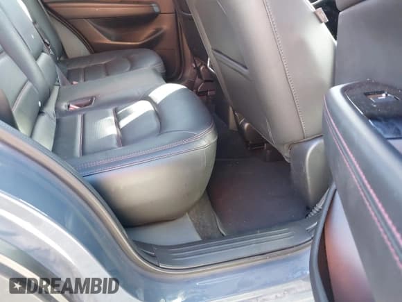 ✅ 2024 Mazda CX-5 S Preferred • VIN: JM3KFBCL7R0525358 • Lot: 43602082. Wystawiony na IAAI z przebiegiem 35 476 mil. Bezpłatny archiwum sprzedaży aukcyjnych z USA i szczegółowy raport historii pojazdu na DreamBid. Zdjęcie 8.