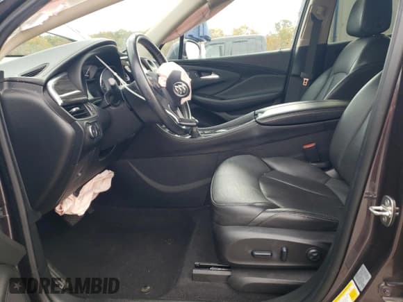 ✅ 2018 Buick Envision Essence • VIN: LRBFX1SA3JD083255 • Lot: 91686155. Wystawiony na Copart z przebiegiem 104 990 mil. Bezpłatny archiwum sprzedaży aukcyjnych z USA i szczegółowy raport historii pojazdu na DreamBid. Zdjęcie 7.